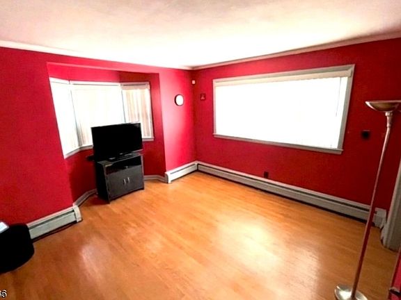 5th image of 91 Clinton St