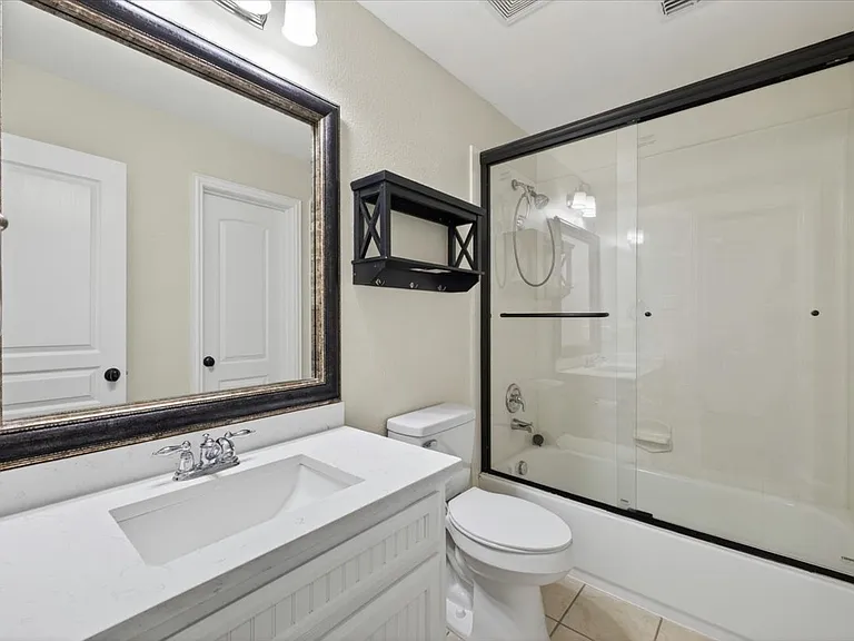14668 Blakehill Dr — Photo 79