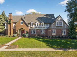 317 Camelot Dr, Liberty, MO 64068