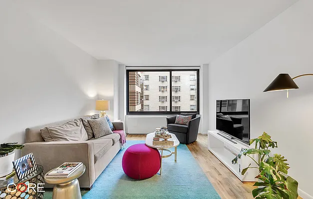 Rented by CORE | media 57