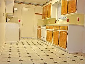 2nd image of 1800 S Baltimore Ave