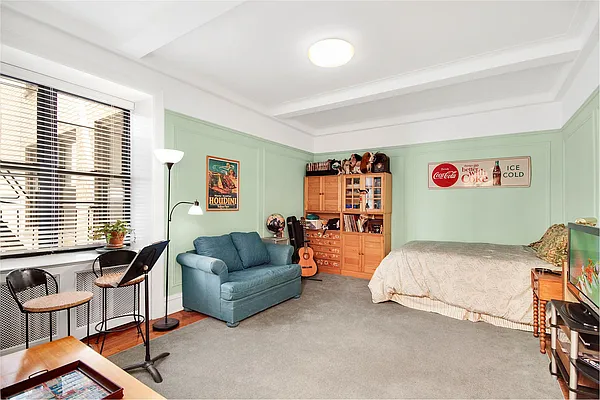 Sold by Douglas Elliman | media 6