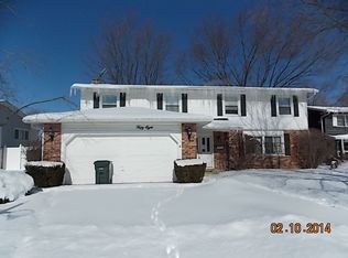 58 W Garden Ave, Palatine, IL 60067