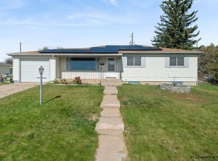 810 Cahill Dr, Cheyenne, WY 82001