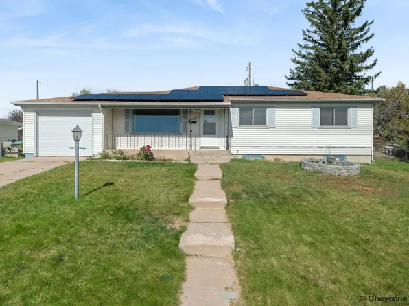 810 Cahill Dr, Cheyenne, WY 82001