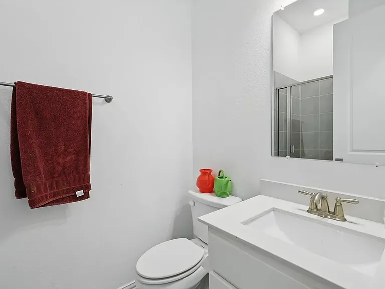 222 Woodson St — Photo 21