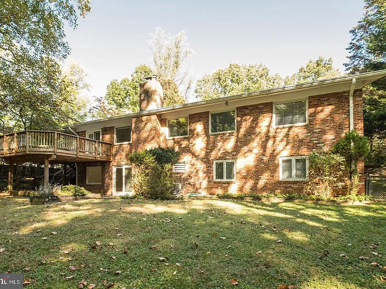 6710 Persimmon Tree Rd — Photo 36