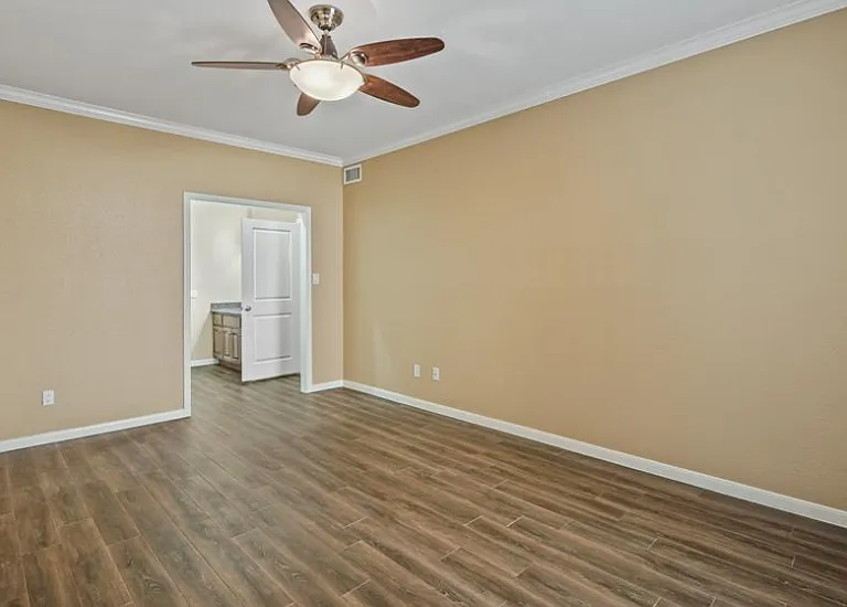2400 N Braeswood Blvd #111 — Photo 7