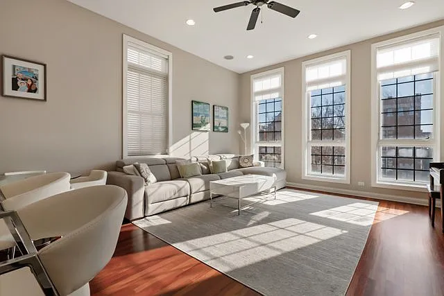 1842 W Armitage Ave #3 — Photo 3