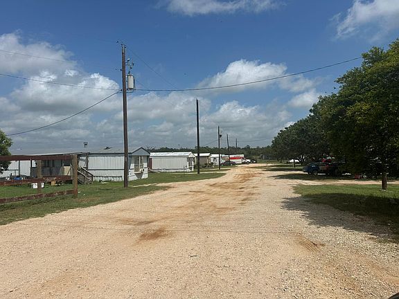 2nd image of 121 Country Living Ln