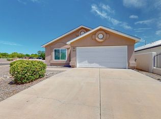 10043 Cartagena Ave SW, Albuquerque, NM 87121