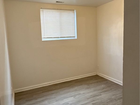 1067 Salem Ave #2