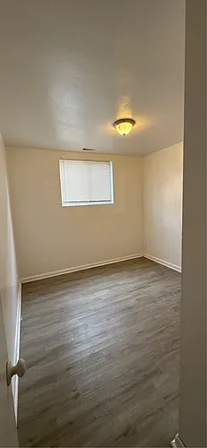 1067 Salem Ave Photo 1