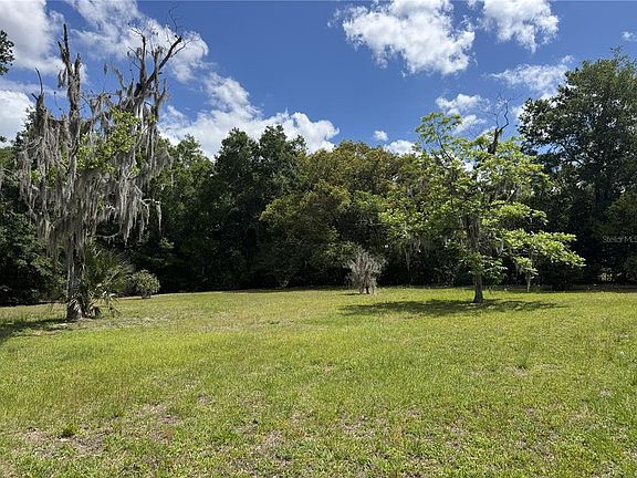 4th image of 65 Howard St Lot 13