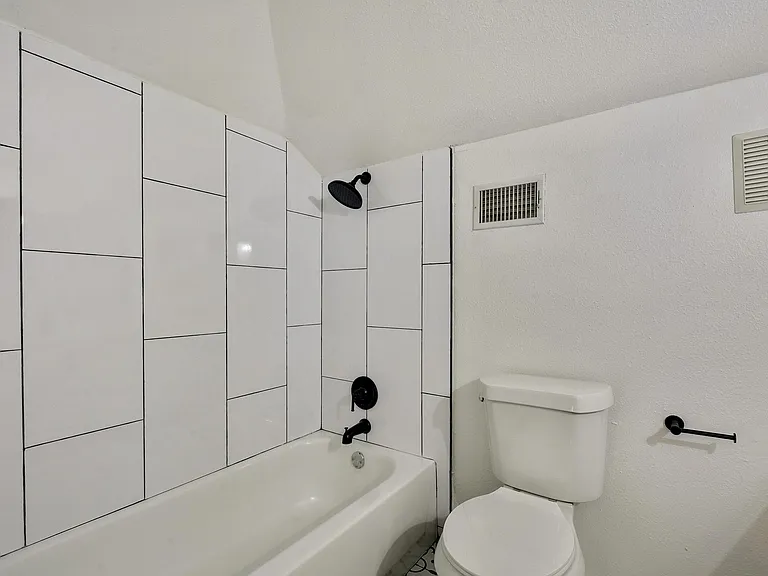1904 David St — Photo 17