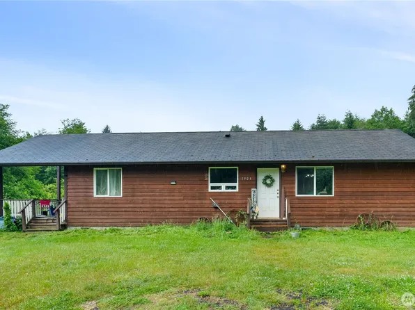 1904 North River Rd, Cosmopolis, WA 98537