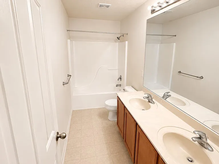 14331 Chariots Whisper Dr — Photo 12