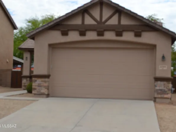 4799 W Calatrava Ln, Tucson, AZ 85742