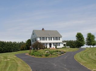 6927 Kilkenny Ct, Hartford, WI 53027