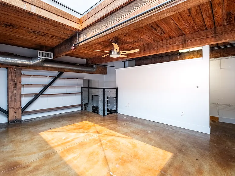644 Wells St SW #7 — Photo 20