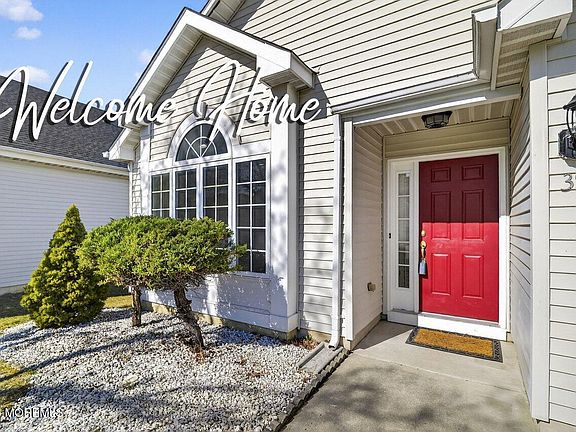2nd image of 39 Spyglass Drive