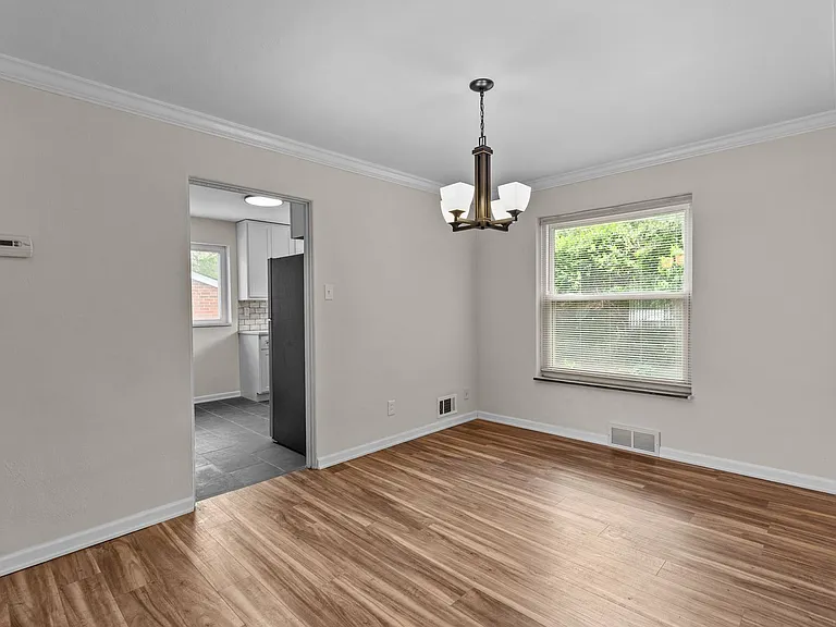 7812 Drexel Dr — Photo 5