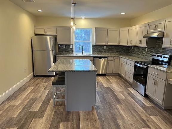 4th image of 91 Vine St