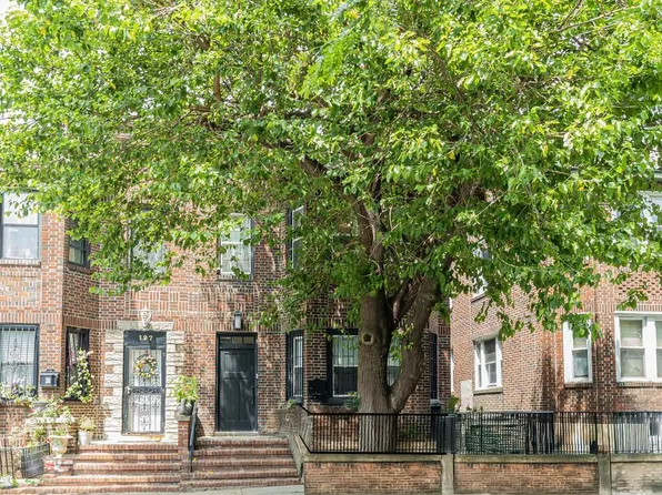 125 W 197th Street, Bronx, NY 10468