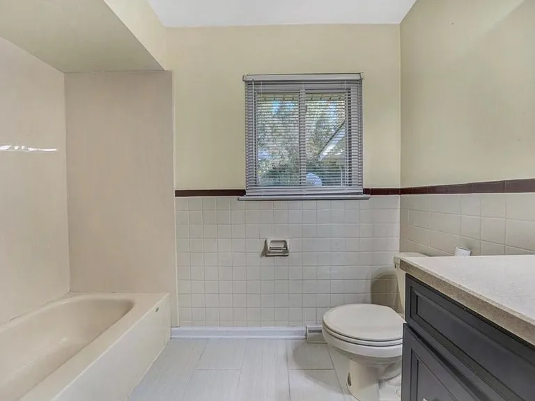 3260 Rasmont Rd — Photo 13