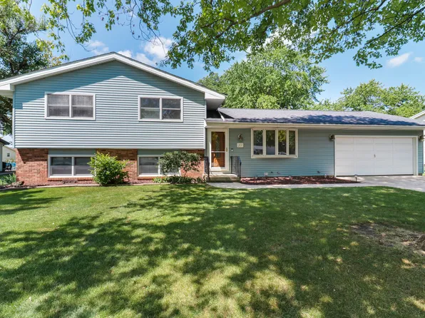 207 N Bone Dr, Normal, IL 61761