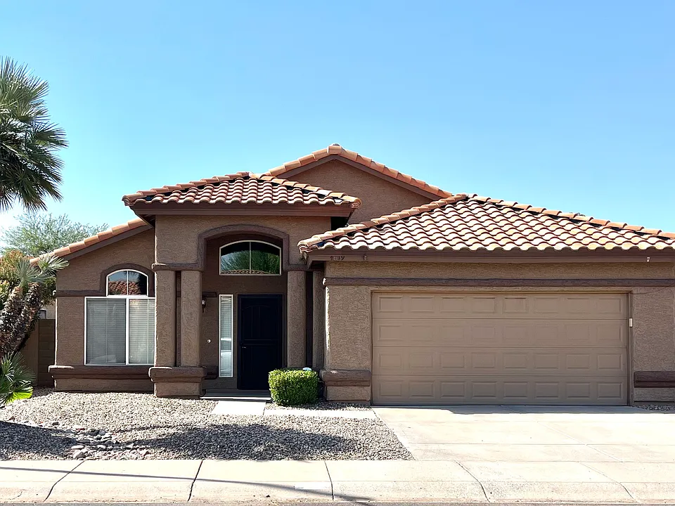 4619 E Desert Cactus St