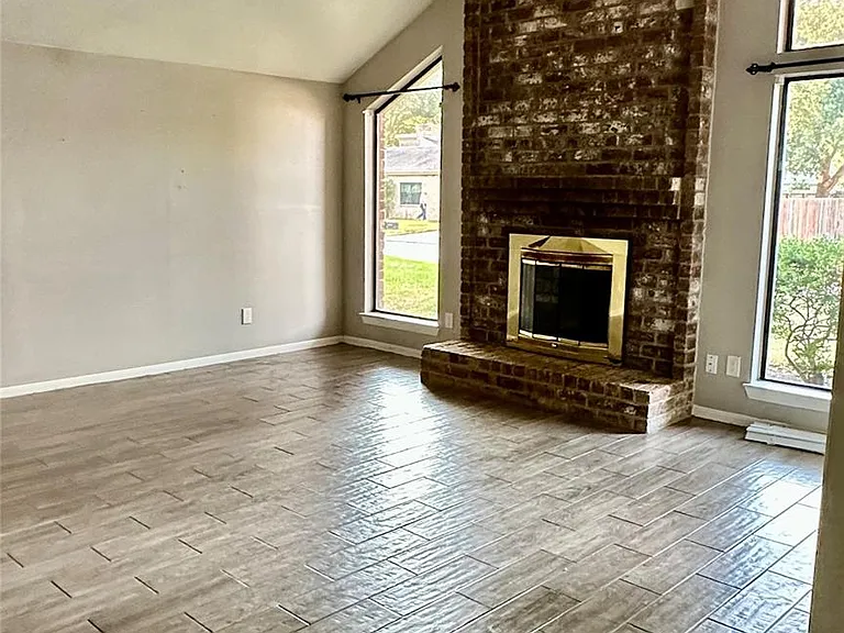 17411 Chicory Dr — Photo 2