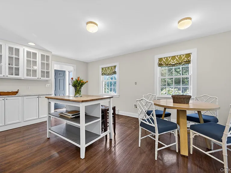 490 Duck Pond Rd — Photo 13