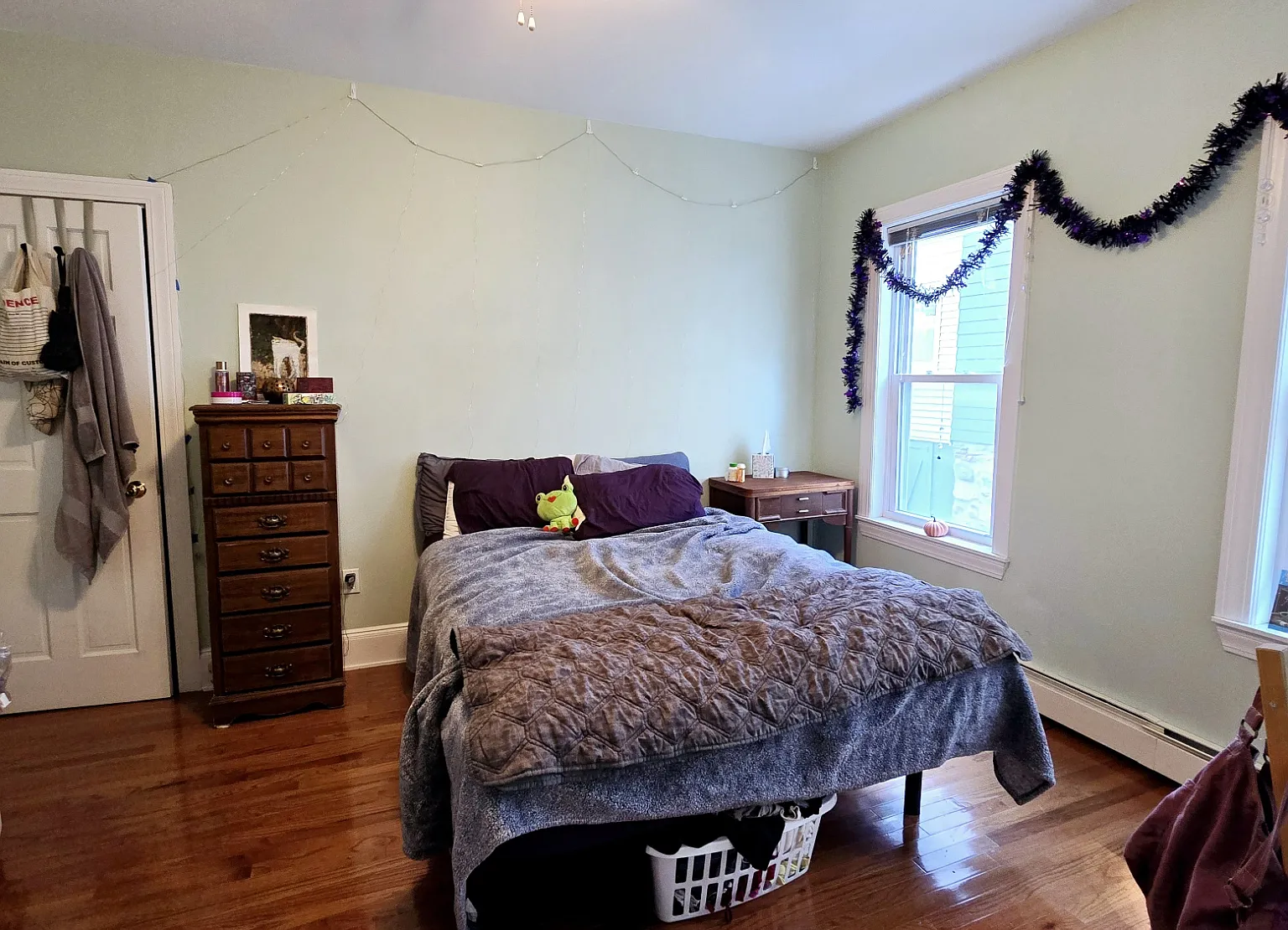 4 bed, $5,400 — Photo 3