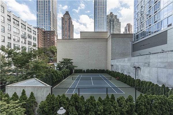 1st image of 229 W 60th St APT 15A