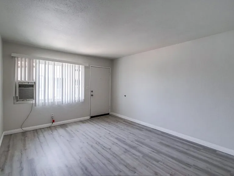 5121 Dailey Ct — Photo 7
