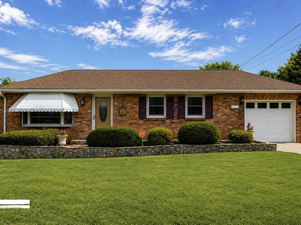 606 Doe St, Danville, VA 24541