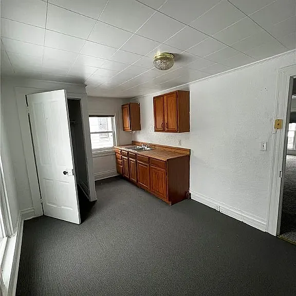 Nice size kitchen with large pantry
