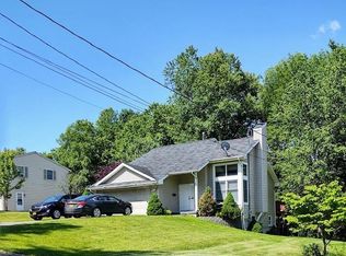 123 Earl Rd, Vestal, NY 13850