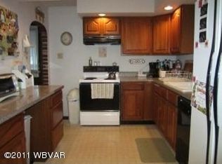 703 Chestnut St, Montoursville, PA 17754