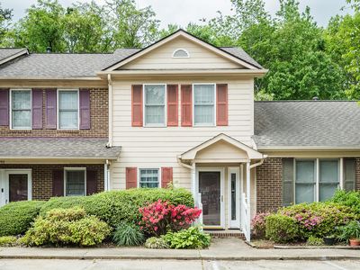 942 S 5th St, Mebane, NC, 27302