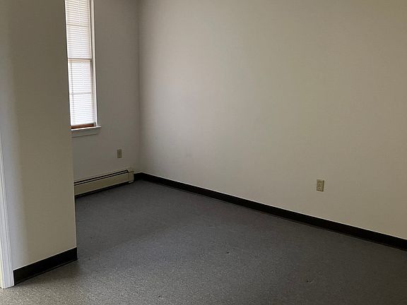 4th image of 36 Mary St #11084866