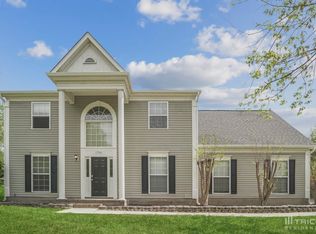1724 Colin Creek Ln, Charlotte, NC 28214