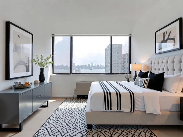 45 River Dr South image 5 of 49