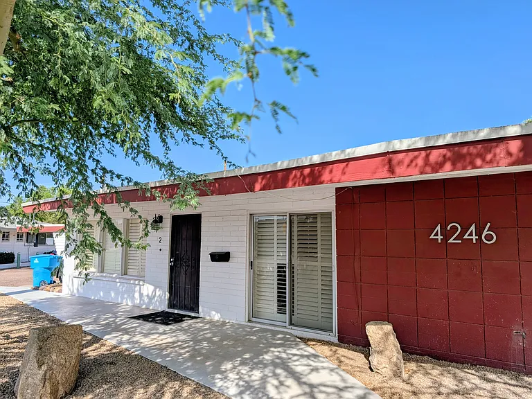 4246 N 31st Pl #2 — Photo 4