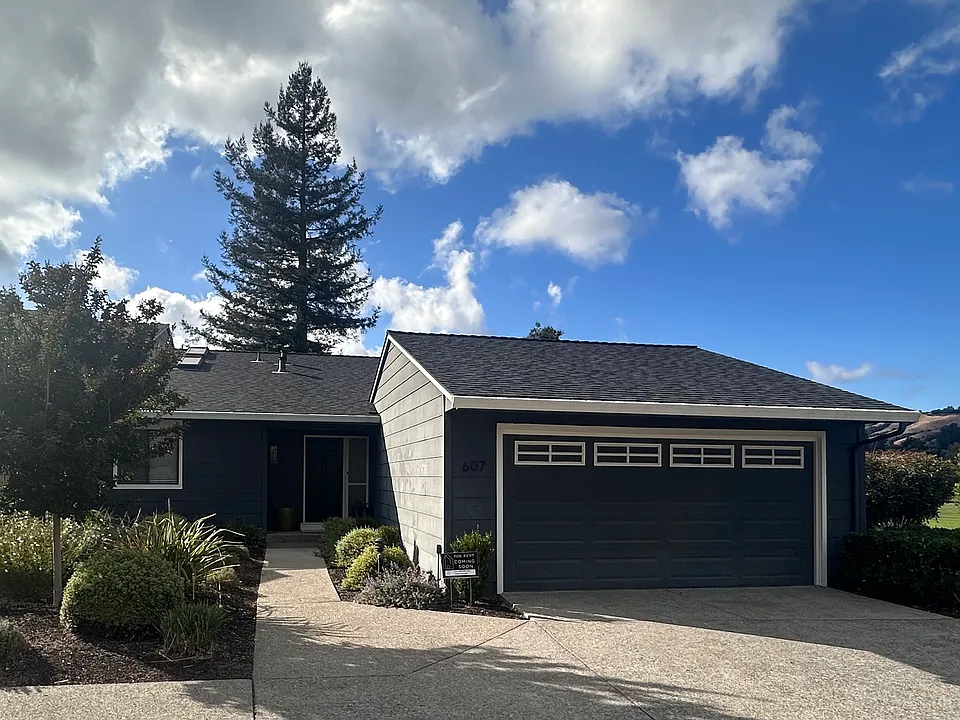 607 Augusta Dr