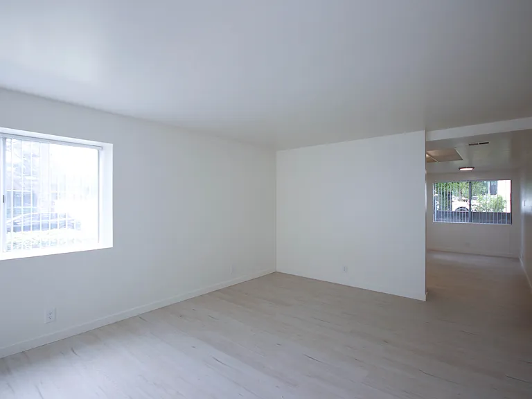 122 N Primrose Ave #A — Photo 2