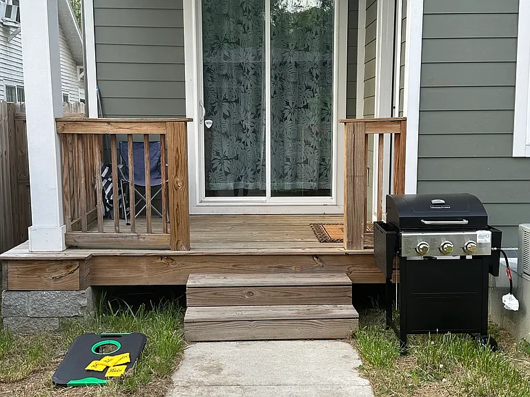 1705 Cass St #B — Photo 15