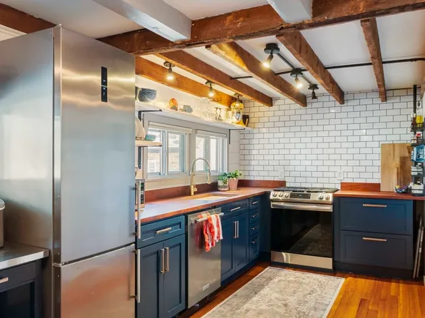 93 Mason St, Salem, MA 01970