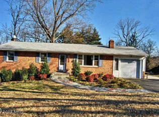 8301 Accotink Rd, Newington, VA 22122